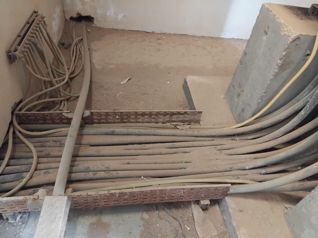 شركة تمديد كابلاتتمديد كابلات في جدة تمديد كابلات جهد منخفض تمديد كابلات جهد متوسط